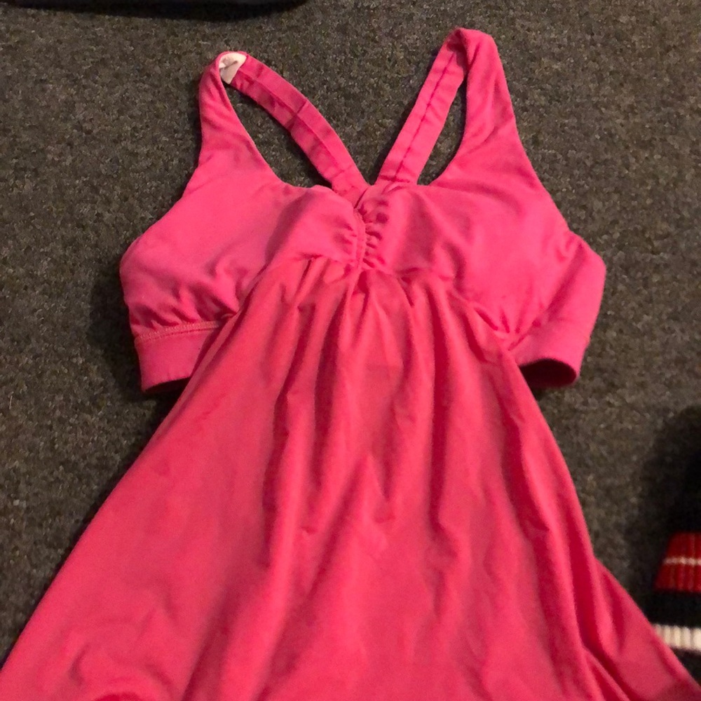 Titika sport tank top